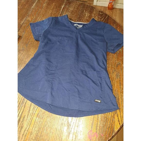 Grey's Anatomy Tops - Large Greys Anatomy Barco Short Sleeve Vneck Scrub Top Shirt with Pockets